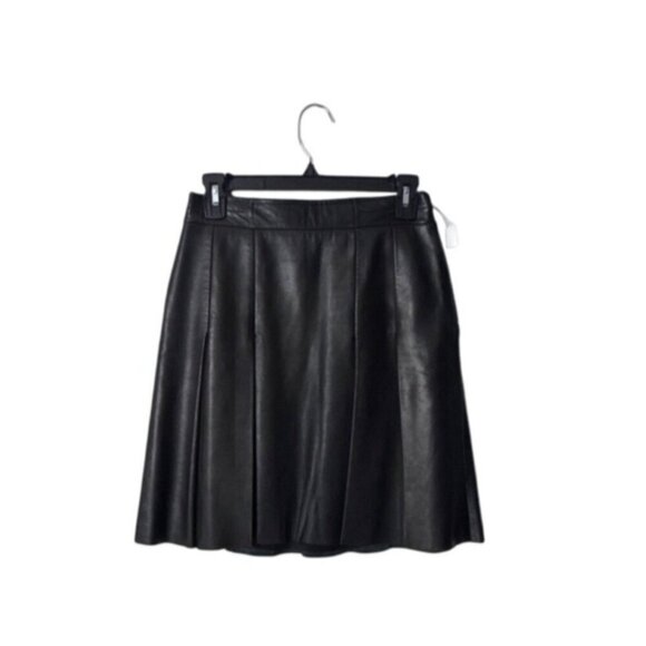 ANNE KLEIN Black Leather Pleated A-Line Skirt Size 8 Womens Professional Career